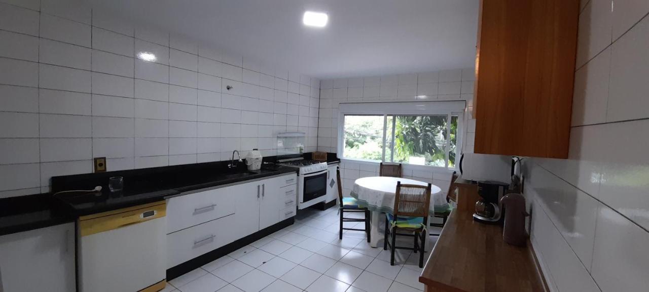 Apartamento Espacoso Com Estacionamento Incluido Foz do Iguaçu Kültér fotó